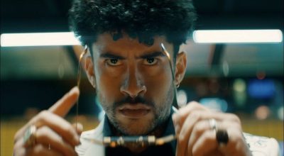 Bad Bunny foi elogiado por suas poucas aparições no cinema. Imagem: Divulgação/Netflix