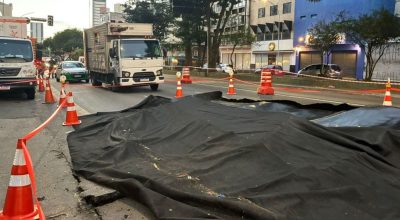 Explosão abriu uma cratera na Rua da Consolação, uma das principais vias da capital paulista, ...