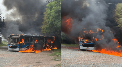 Não havia ninguém dentro dos ônibus e ninguém ficou ferido  • Divulgação/CBMRS