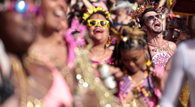 As escolas tanto do Grupo Especial como o Grupo de Acesso 1 desfilam nos dias 13,14,15