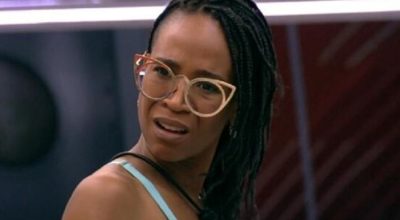 Karol Conká foi acusada de xenofobia no BBB 21 por falar do jeito de Juliette