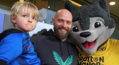 1 de 1 wolverhampton-da-nuggets-a-jovem-torcedor - Foto: Reprodução/X/Wolverhampton